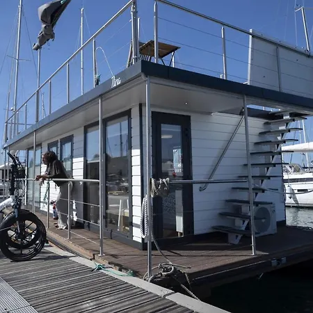 船屋 Almalo Floating House - Casa Galleggiante 普罗奇达