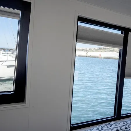 Almalo Floating House - Casa Galleggiante